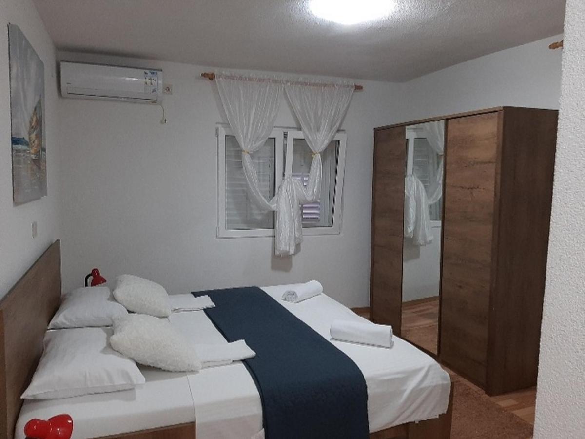 Apartment Pascal Janjina エクステリア 写真